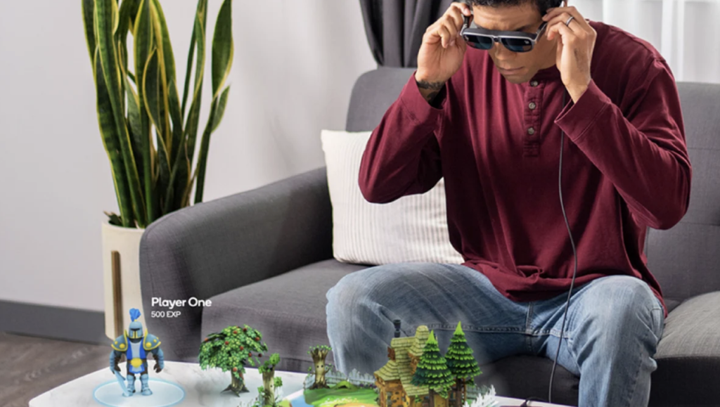 XRAI Glass hợp tác với Qualcomm tại MWC Barcelona
