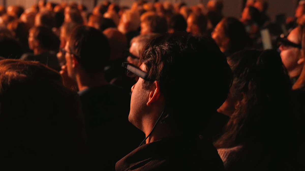 Audience member using LiveText